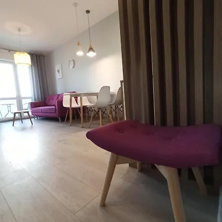 شقة Apartamenty Wrzesnia Września